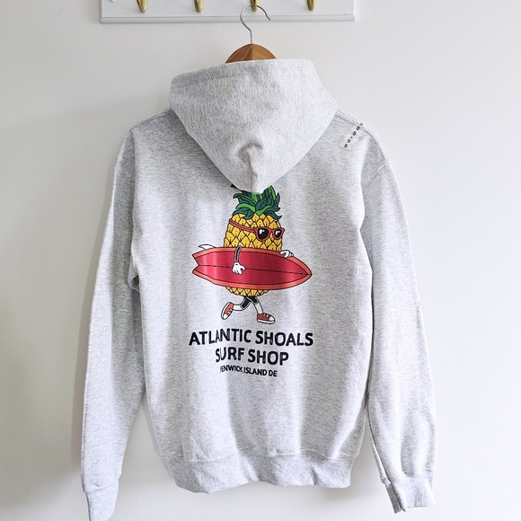 Gildan Tops - NEW Pineaple Surfing Gildan Atlantic Shoals Fenwick Island Delaware Hoodie Small